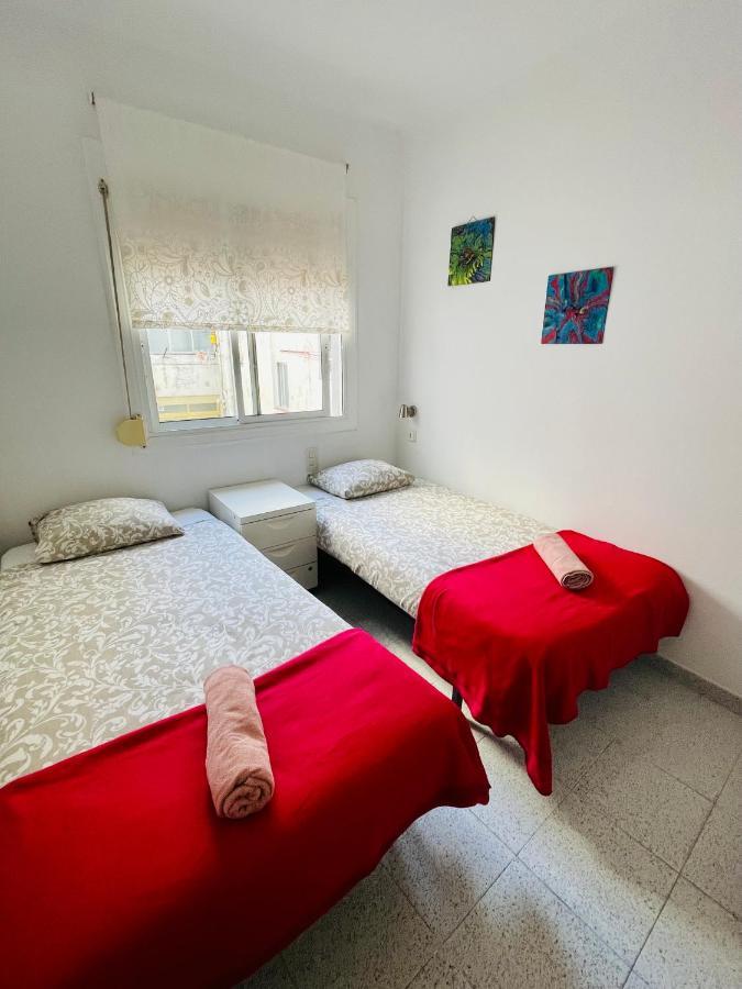 Barca 1 Apartment Sant Adria de Besos Exterior photo